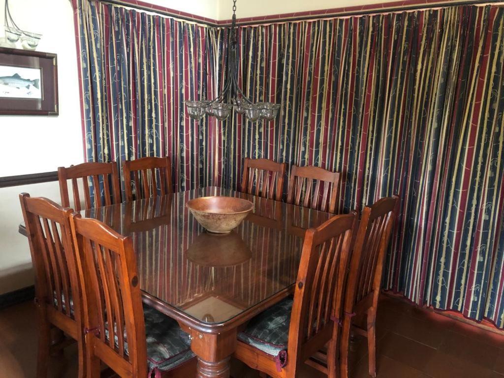Royal Coachman Lodge Clarens